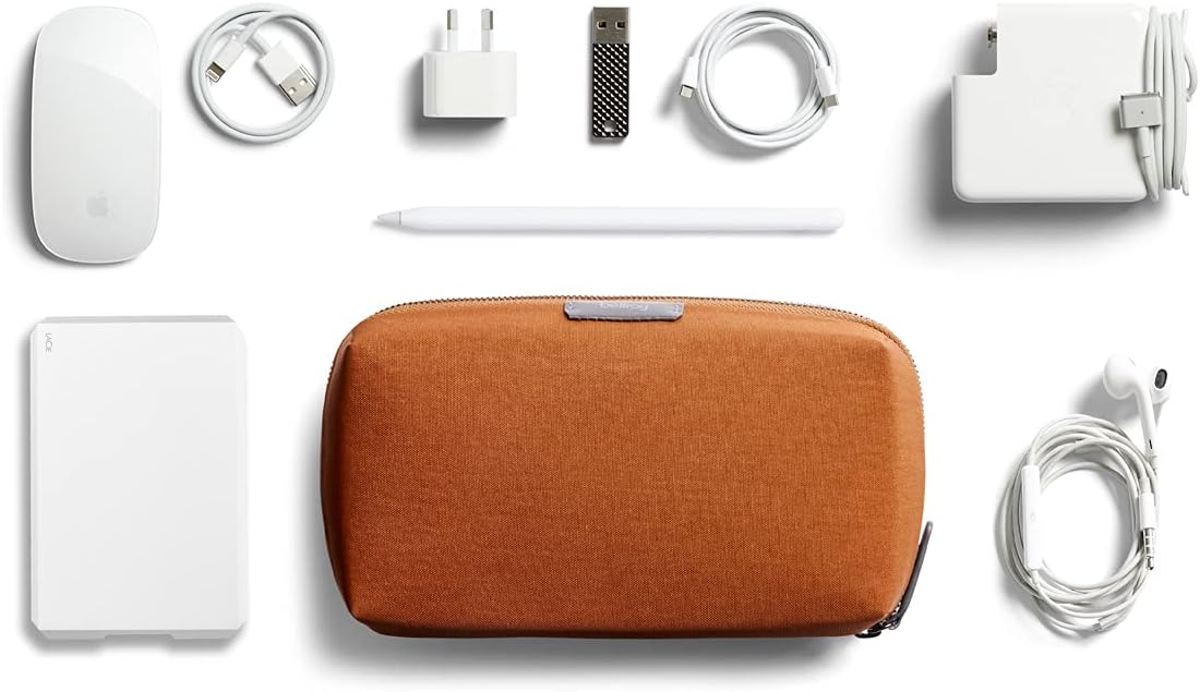 Bellroy Tech Kit (Tech Accessories Organizer Pouch, Zipper Closure Design, Stores Power Bank, Phone Charger, Cables & More, Internal)